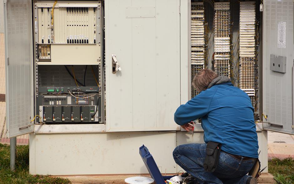 électricien de maintenance Montigny-le-Bretonneux