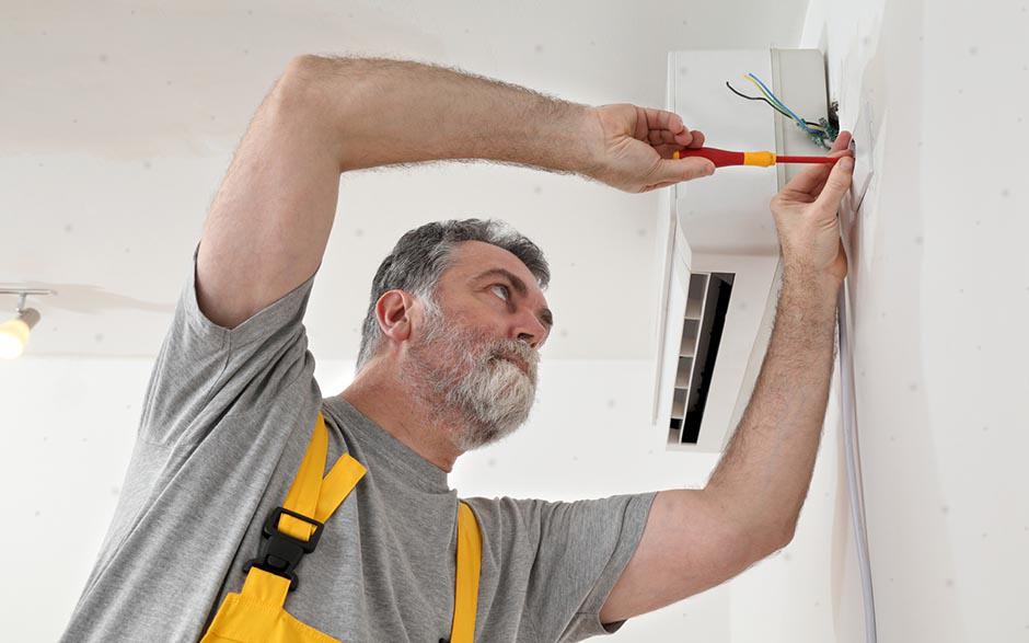 électricien de maintenance Montigny-le-Bretonneux